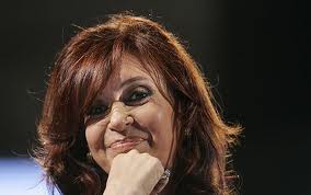 Tenéis más cara que un saco de sellos