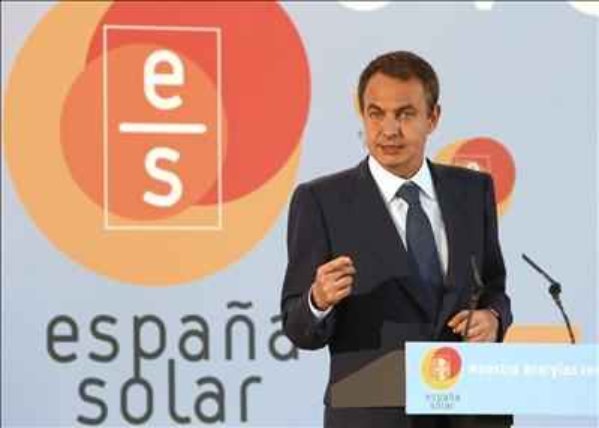 Un puñetero esperpento, eso somos